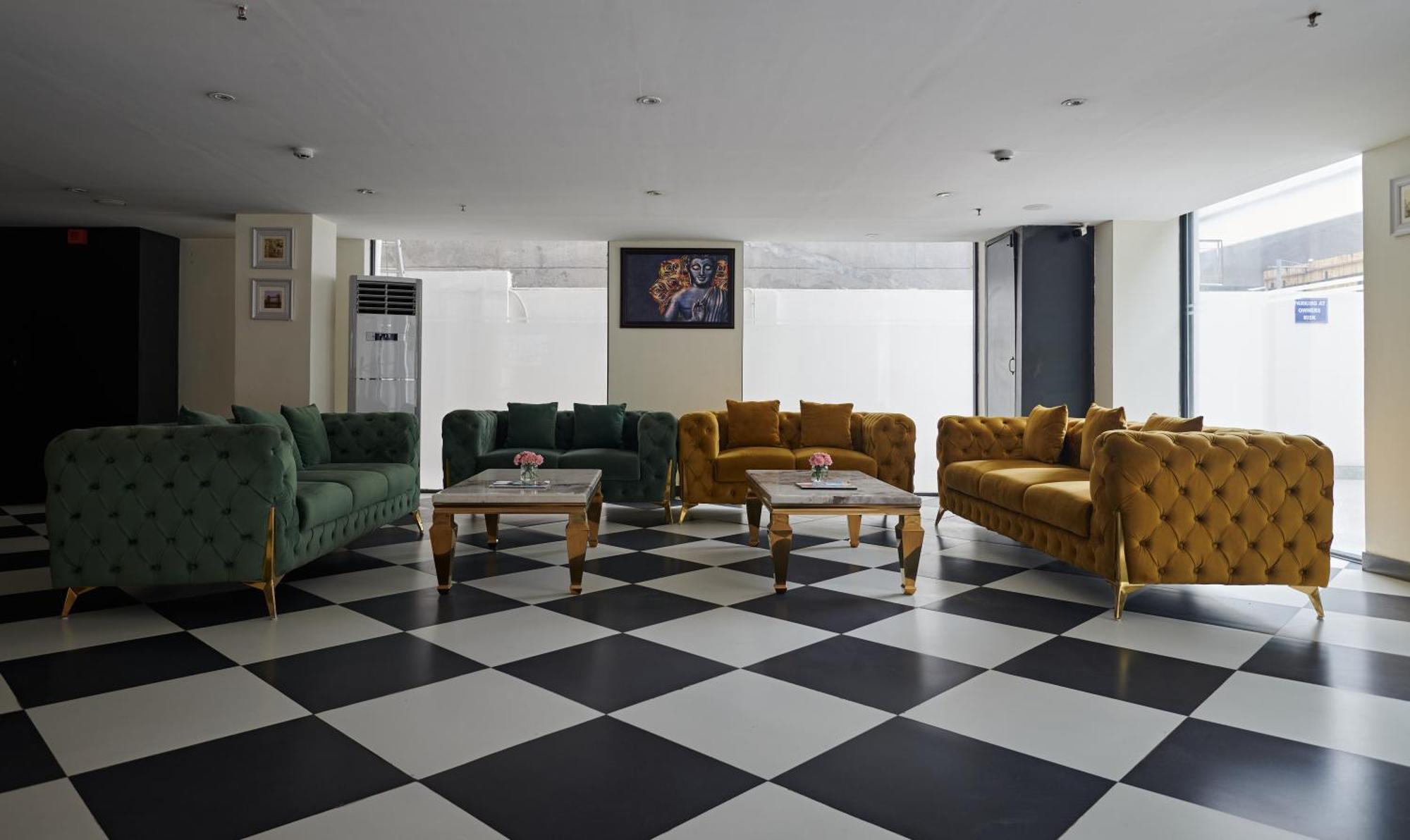 Deventure Sarovar Portico Patel Nagar New Delhi Buitenkant foto