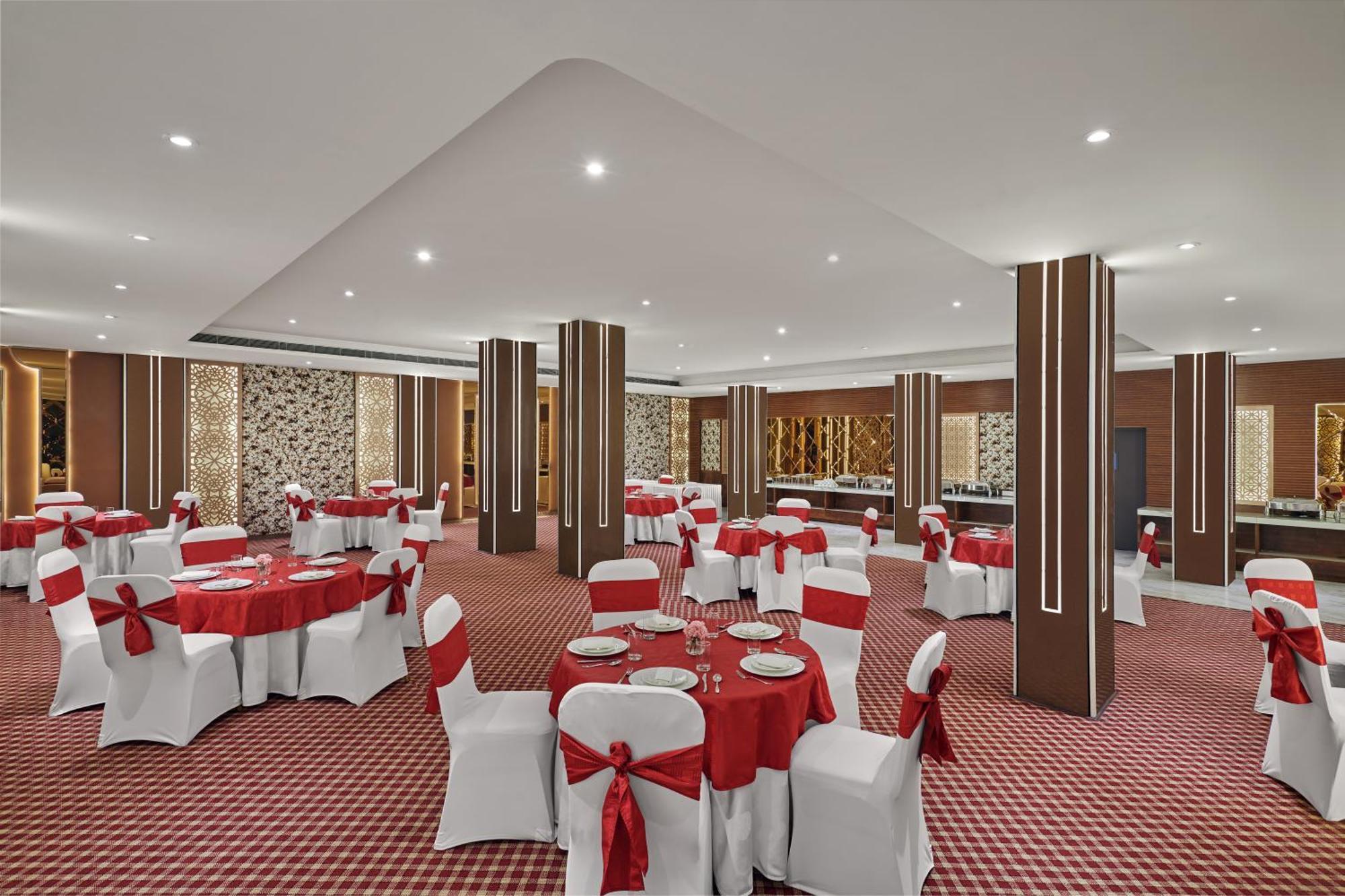 Deventure Sarovar Portico Patel Nagar New Delhi Buitenkant foto