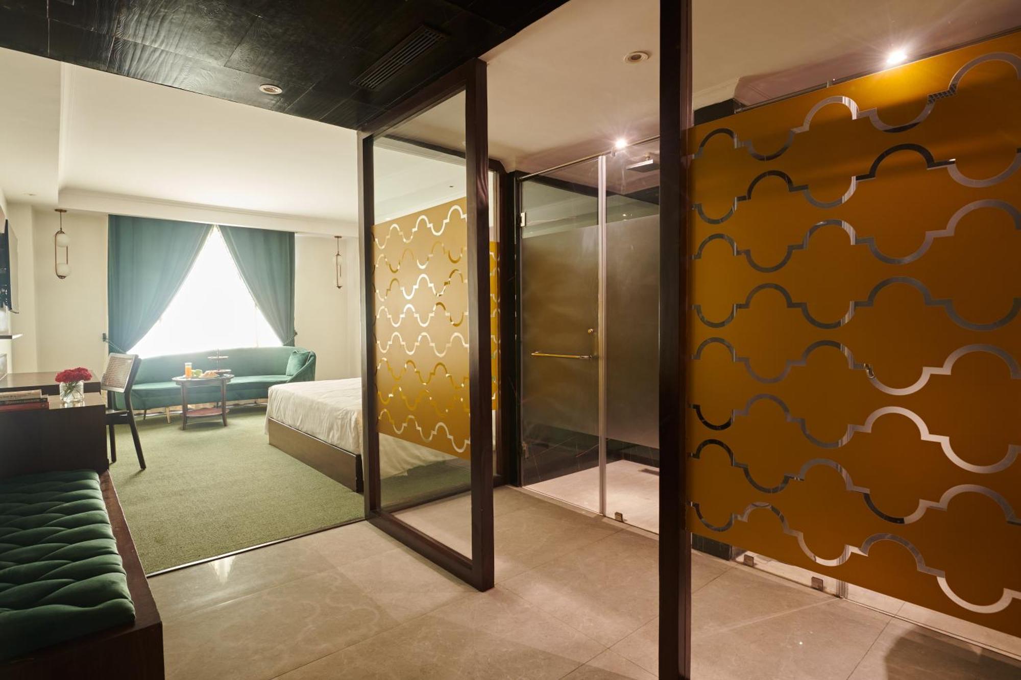 Deventure Sarovar Portico Patel Nagar New Delhi Buitenkant foto