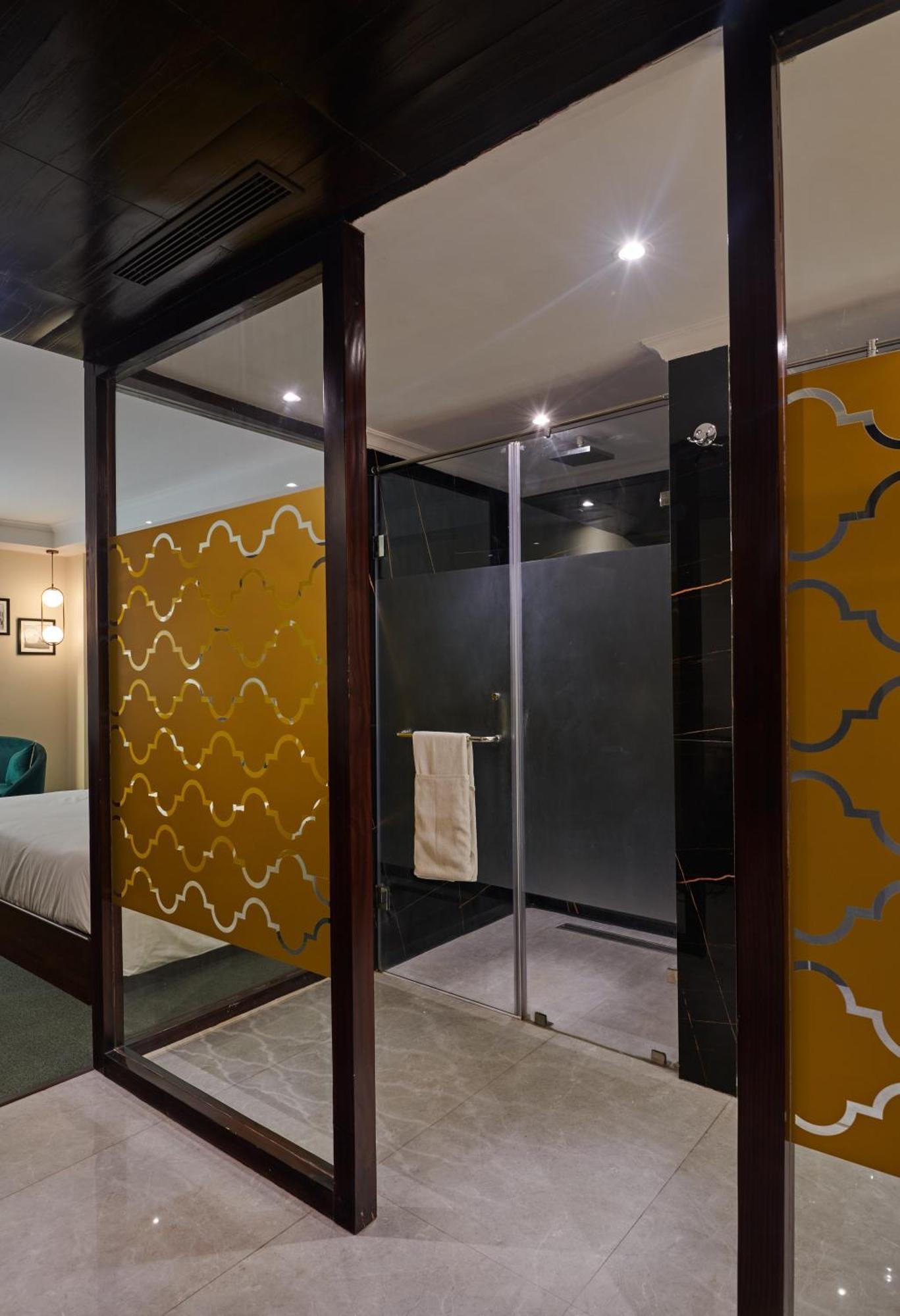 Deventure Sarovar Portico Patel Nagar New Delhi Buitenkant foto