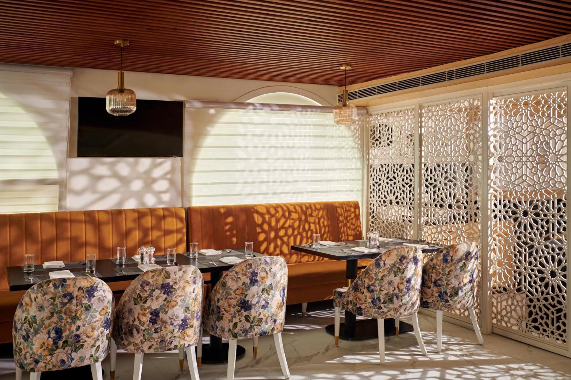 Deventure Sarovar Portico Patel Nagar New Delhi Buitenkant foto