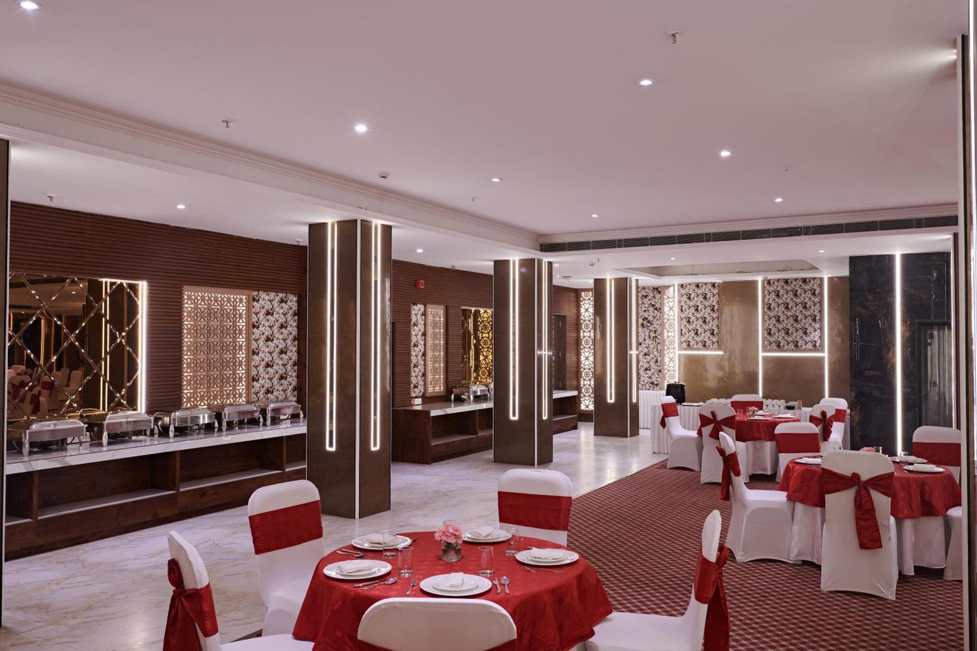 Deventure Sarovar Portico Patel Nagar New Delhi Buitenkant foto