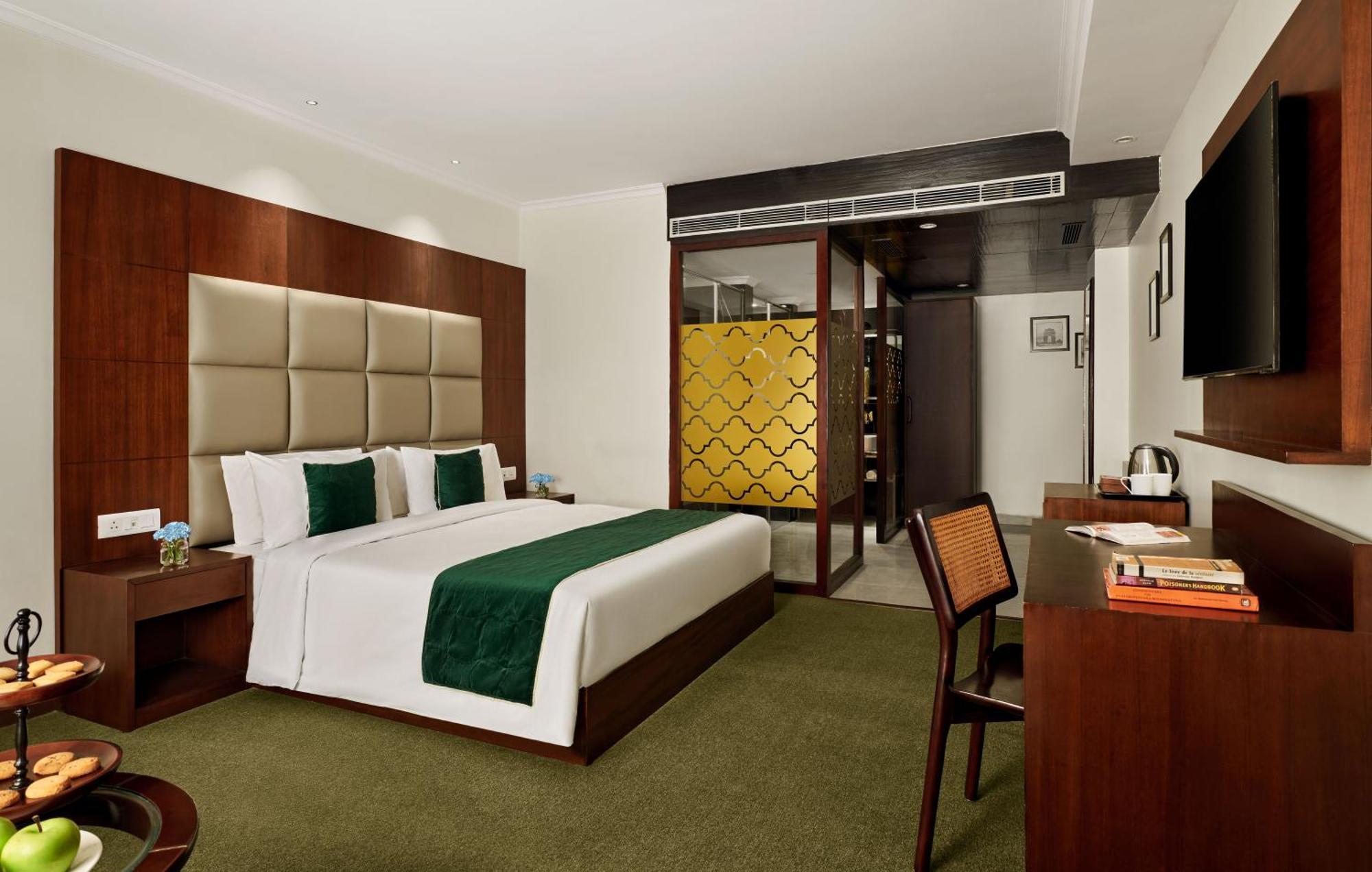 Deventure Sarovar Portico Patel Nagar New Delhi Buitenkant foto